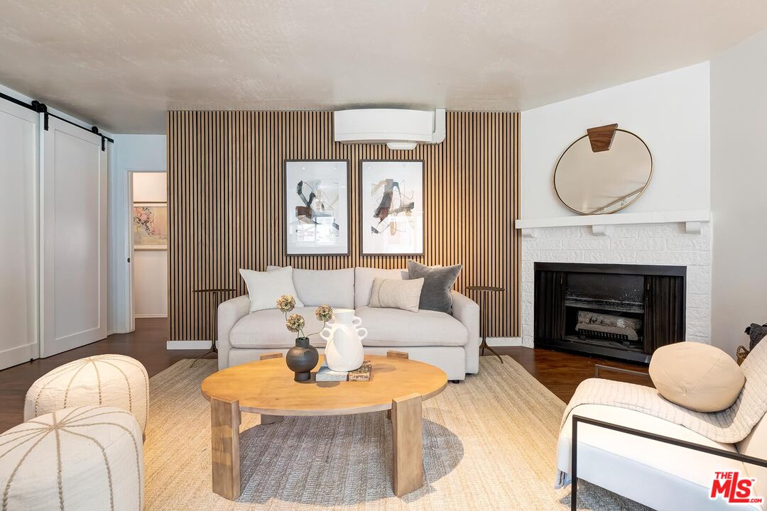 1337 Berkeley St Unit: 7