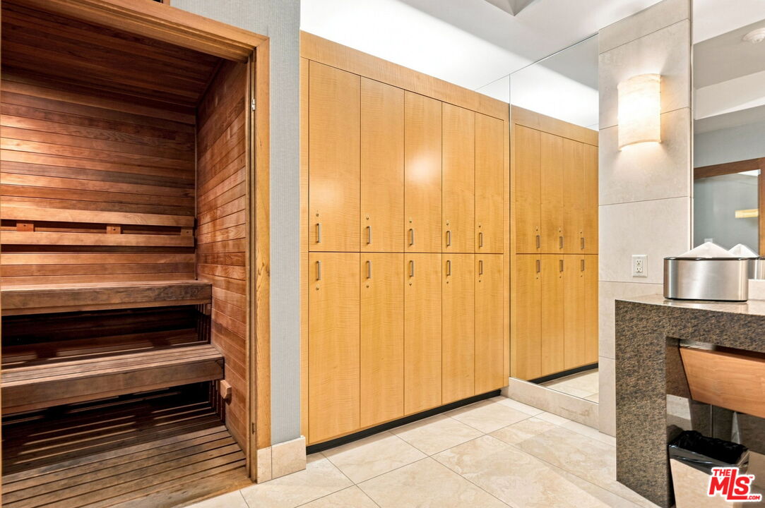 10800 Wilshire Blvd Unit: 403