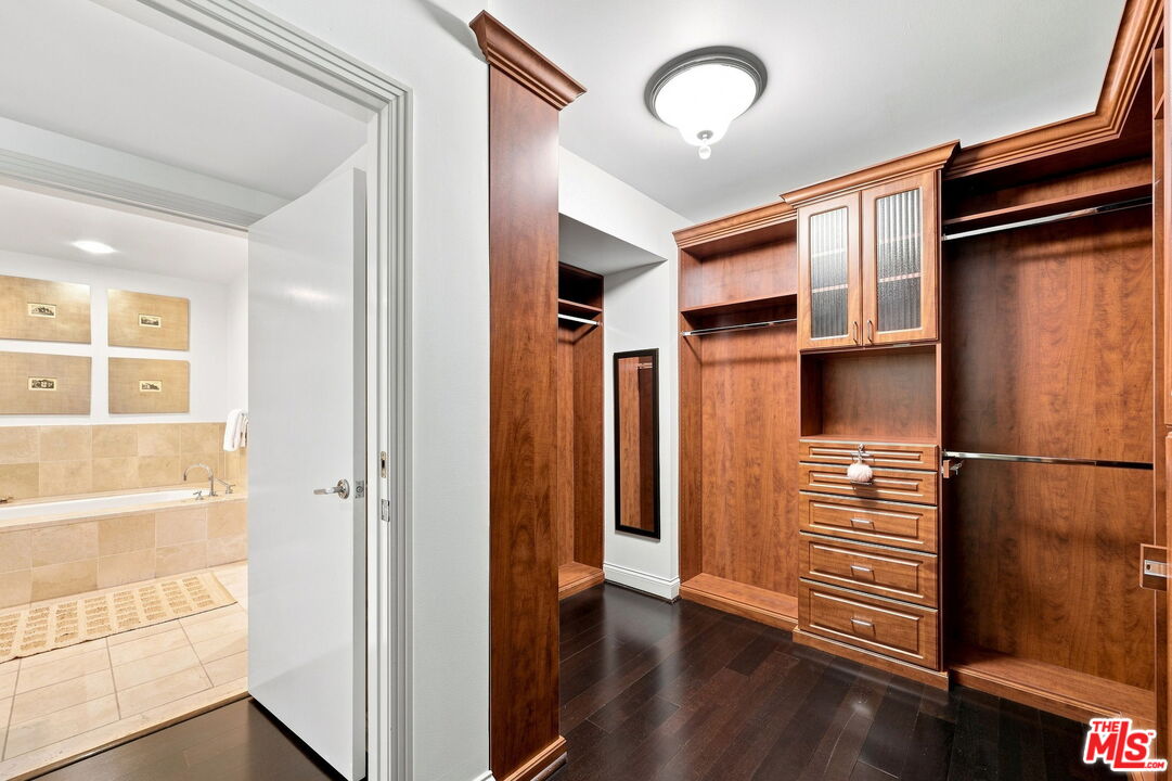 10800 Wilshire Blvd Unit: 403
