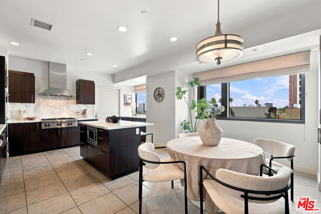 10800 Wilshire Blvd Unit: 403