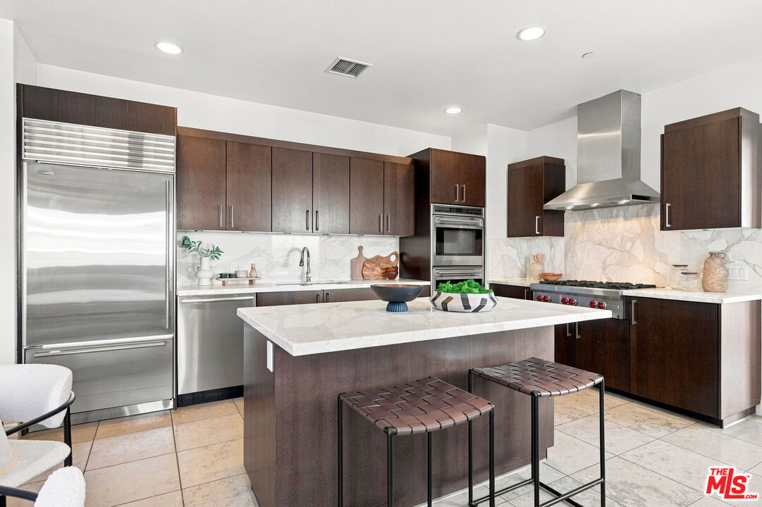 10800 Wilshire Blvd Unit: 403