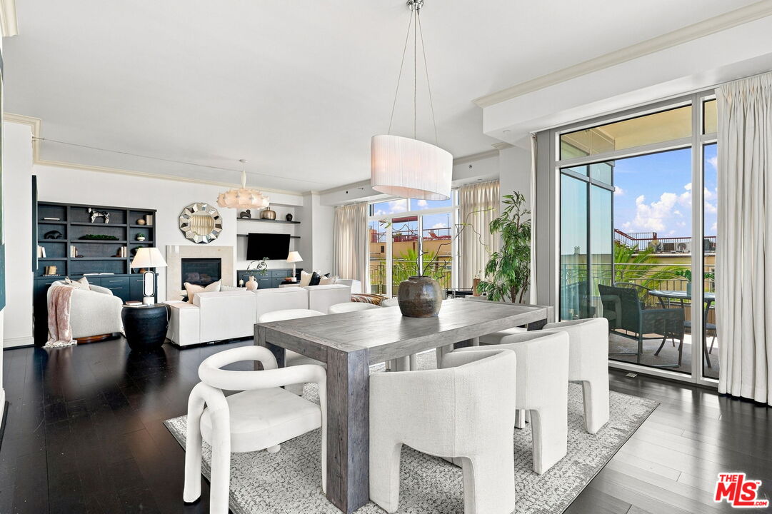 10800 Wilshire Blvd Unit: 403