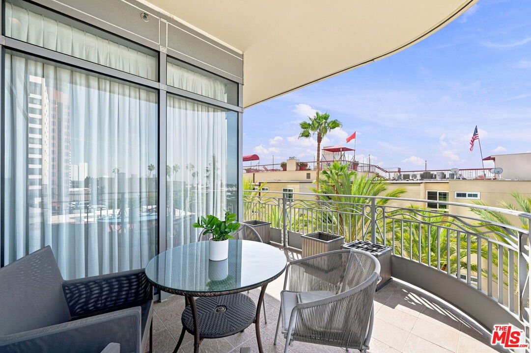 10800 Wilshire Blvd Unit: 403