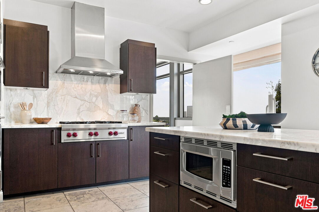 10800 Wilshire Blvd Unit: 403