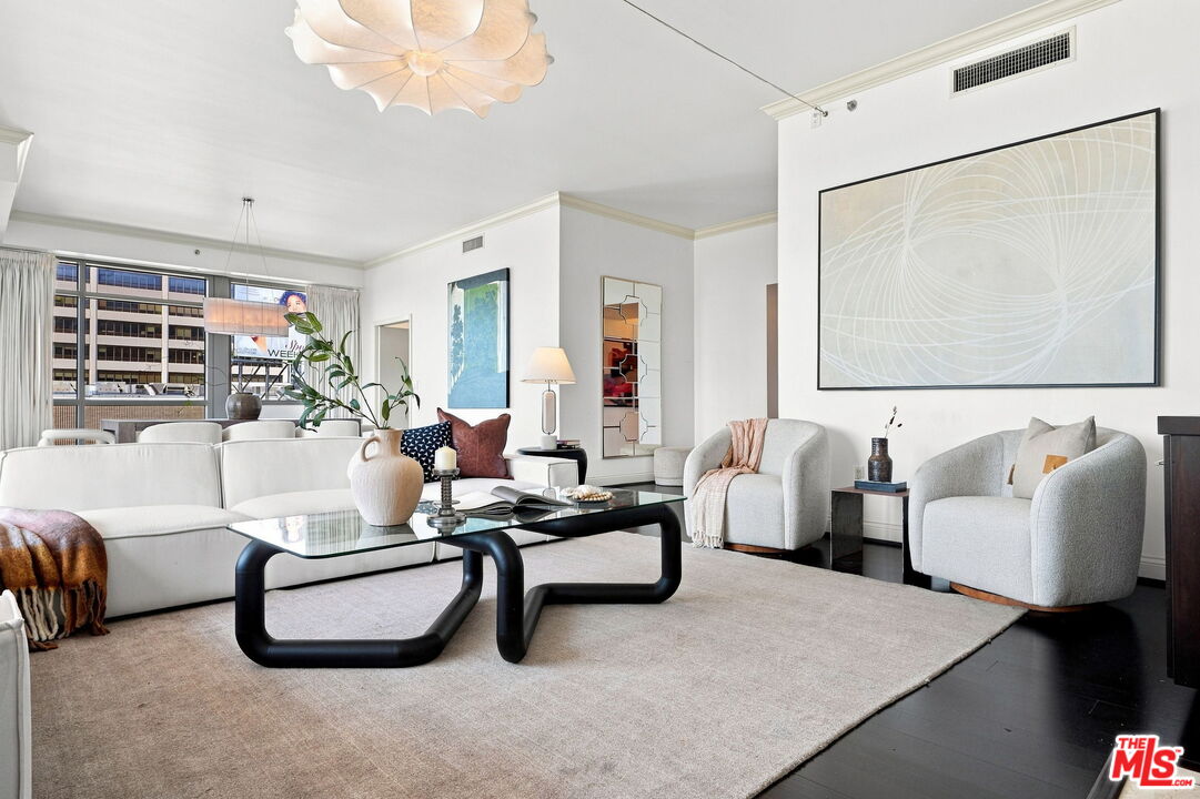 10800 Wilshire Blvd Unit: 403