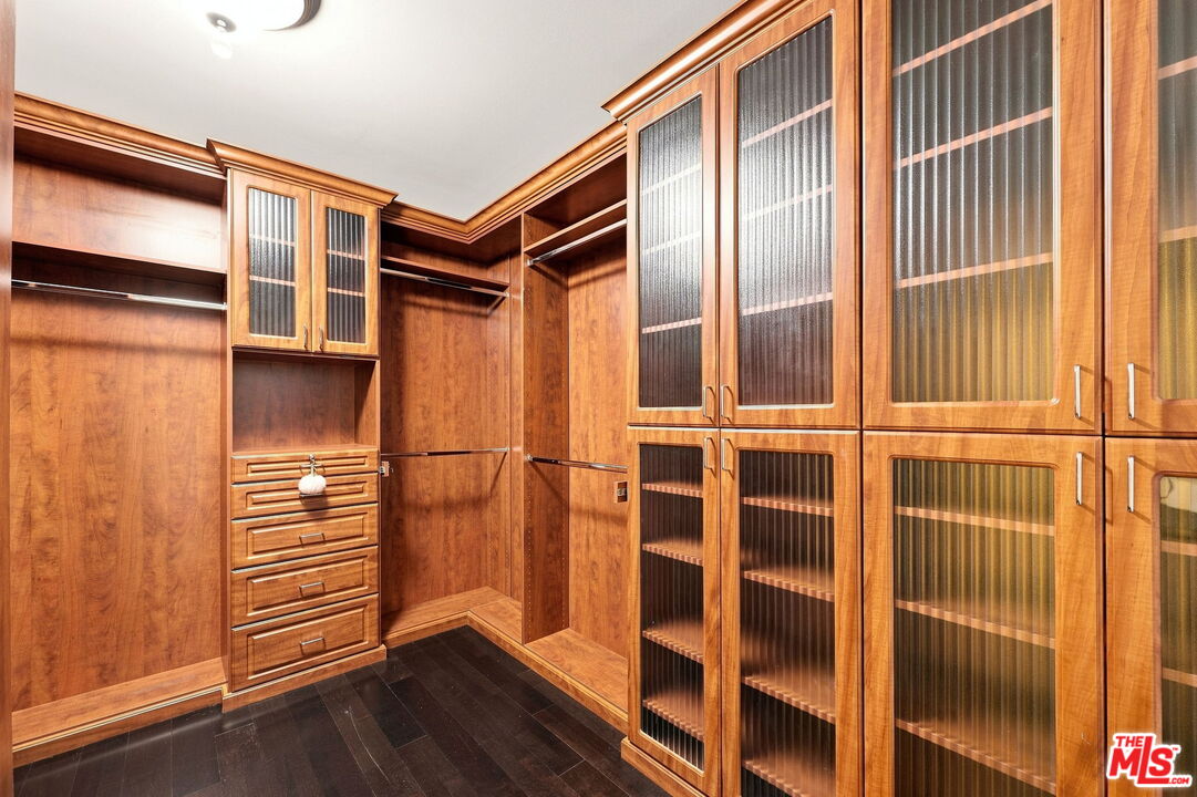 10800 Wilshire Blvd Unit: 403