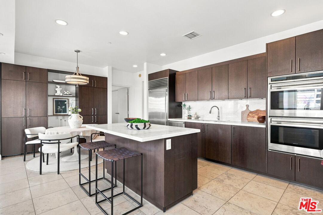 10800 Wilshire Blvd Unit: 403