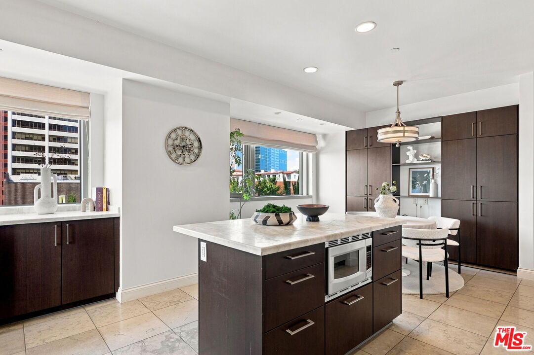 10800 Wilshire Blvd Unit: 403