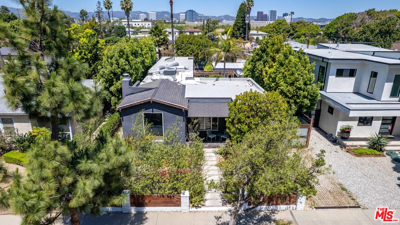 2817 Virginia Ave