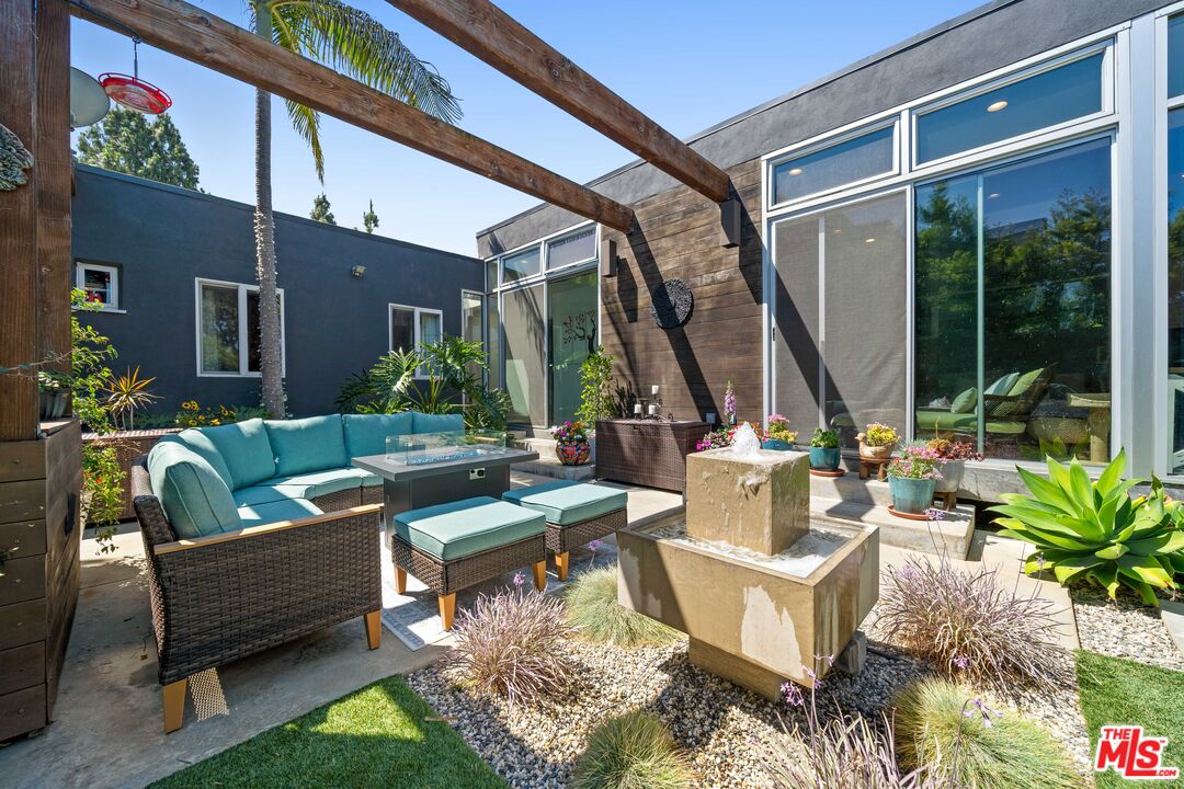 2817 Virginia Ave