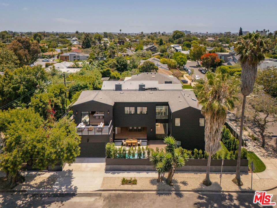 1500 Louella Ave