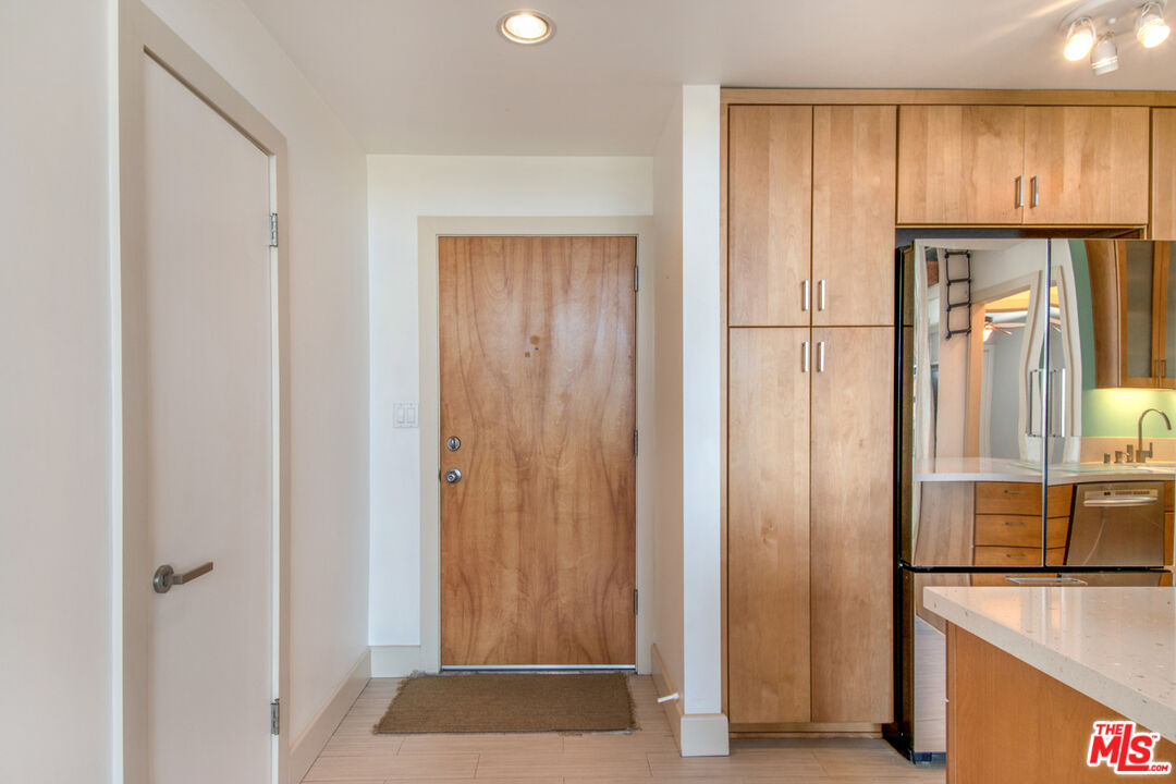 2221 Ocean Ave Unit: 308