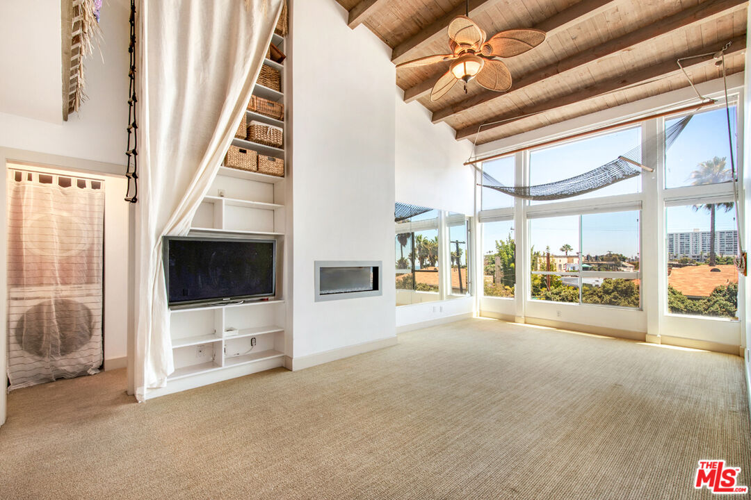 2221 Ocean Ave Unit: 308