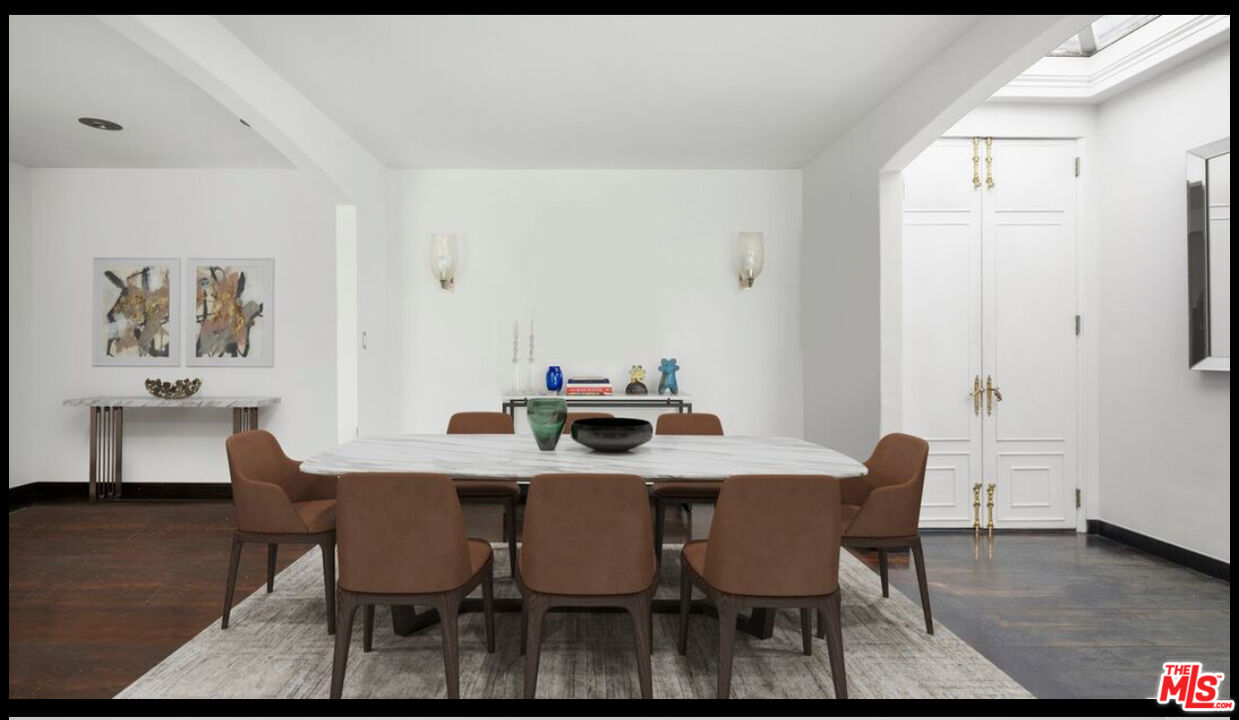 10216 Cielo Dr