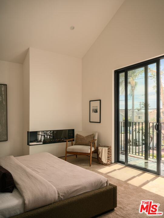 2121 Curtis Ave Unit: A