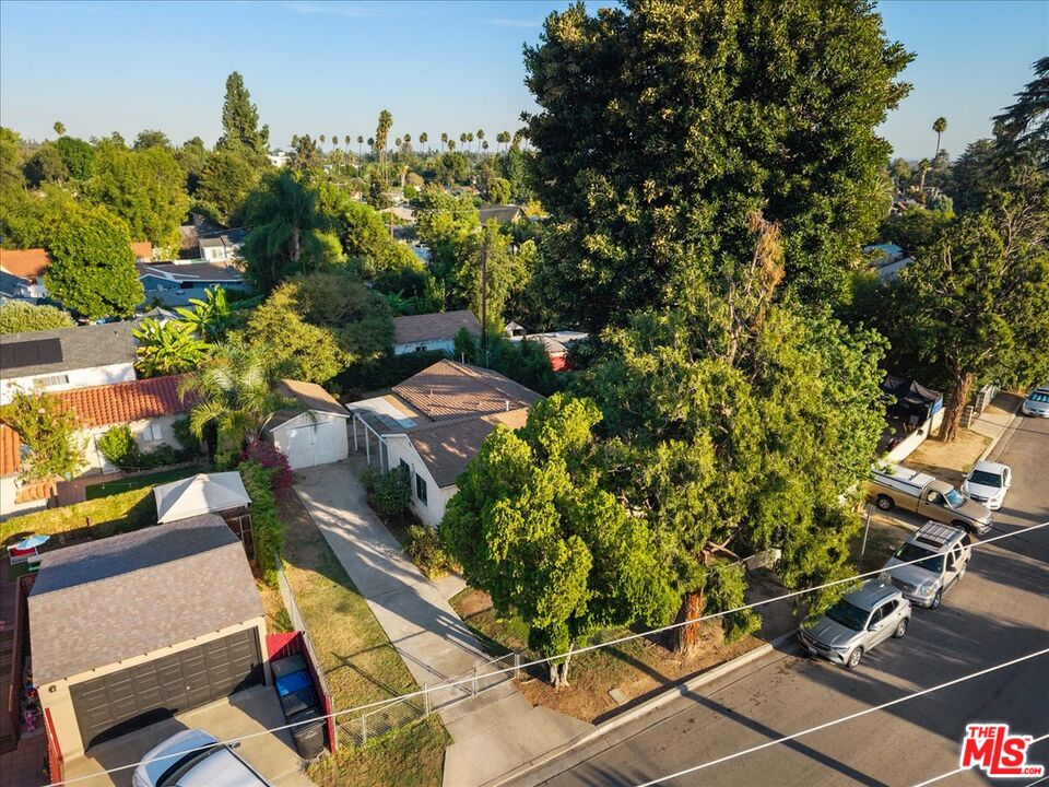 2548 Casitas Ave