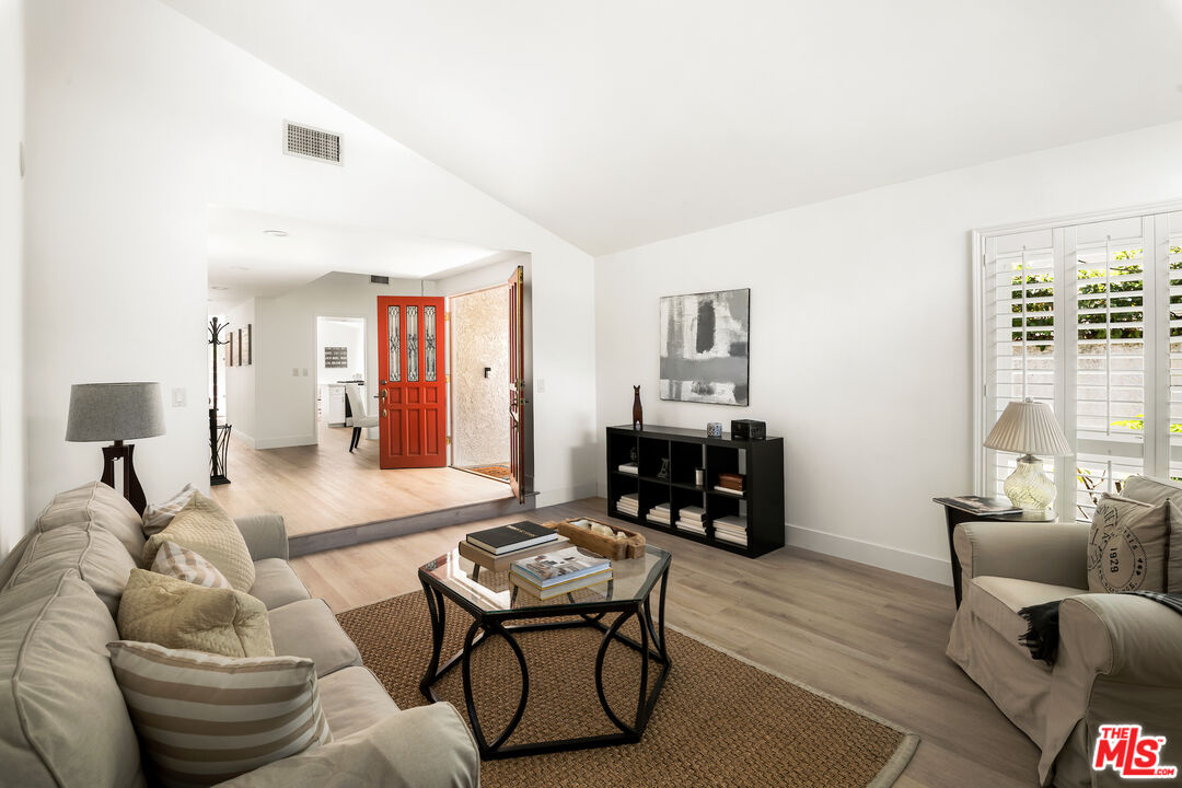 12556 Rosy Cir