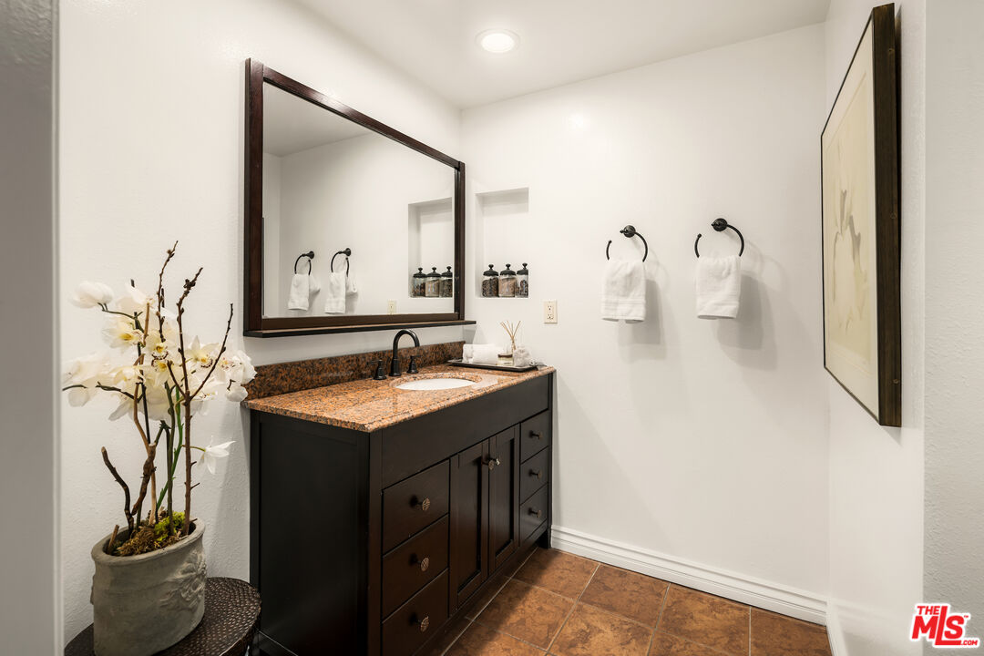 12556 Rosy Cir