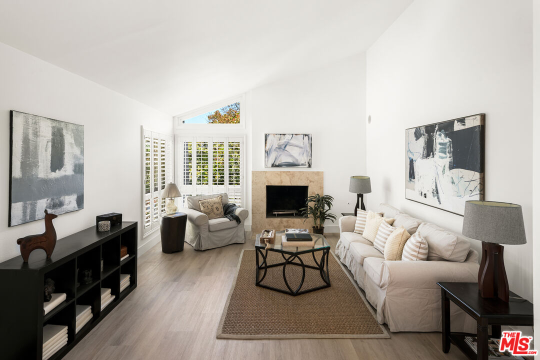 12556 Rosy Cir
