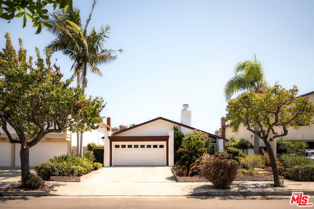 12556 Rosy Cir