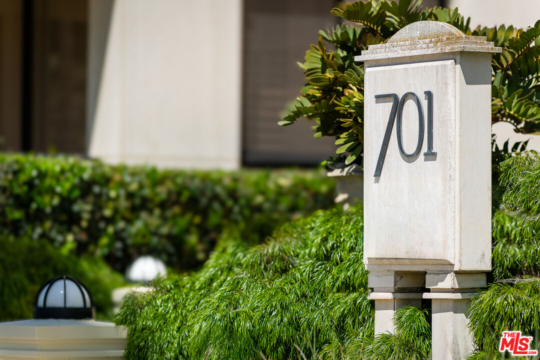 701 Ocean Ave Unit: 301