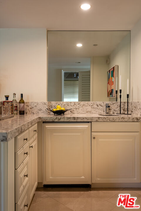701 Ocean Ave Unit: 301