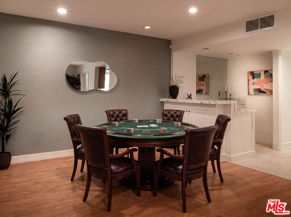 701 Ocean Ave Unit: 301