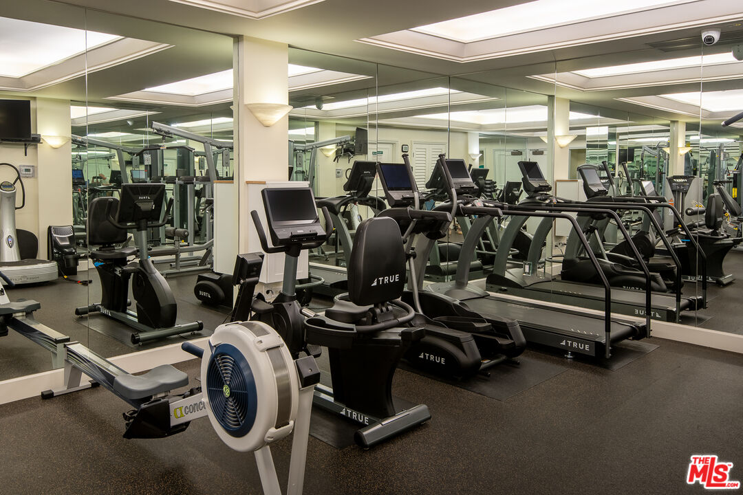 701 Ocean Ave Unit: 301