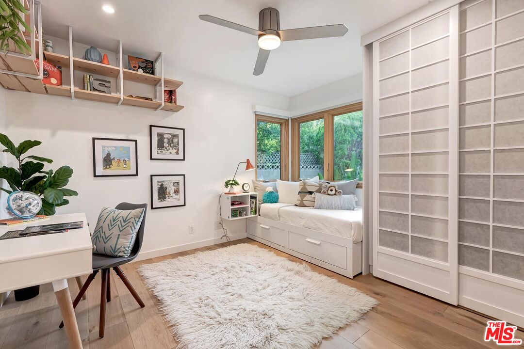 2211 Ashland Ave