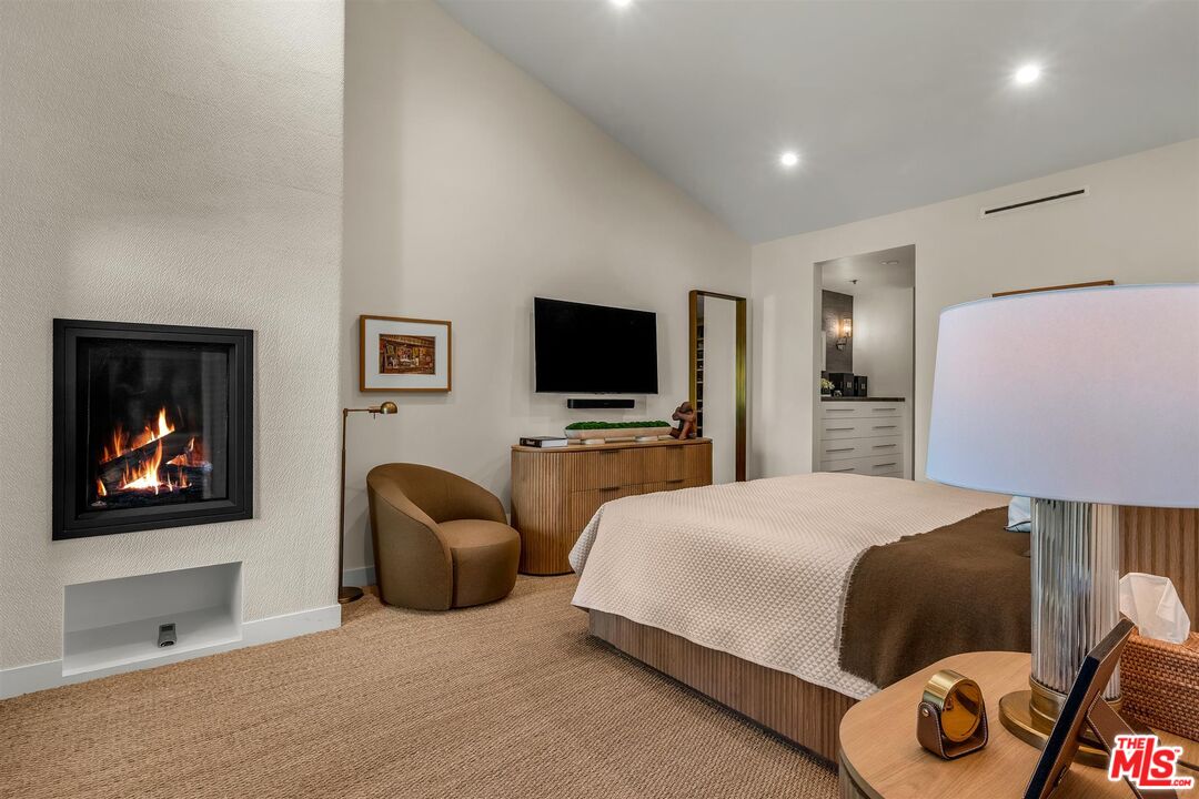2122 Century Park Ln Unit: 402