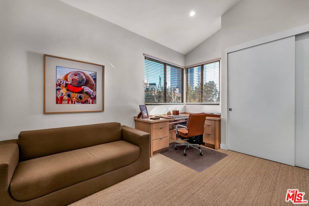2122 Century Park Ln Unit: 402