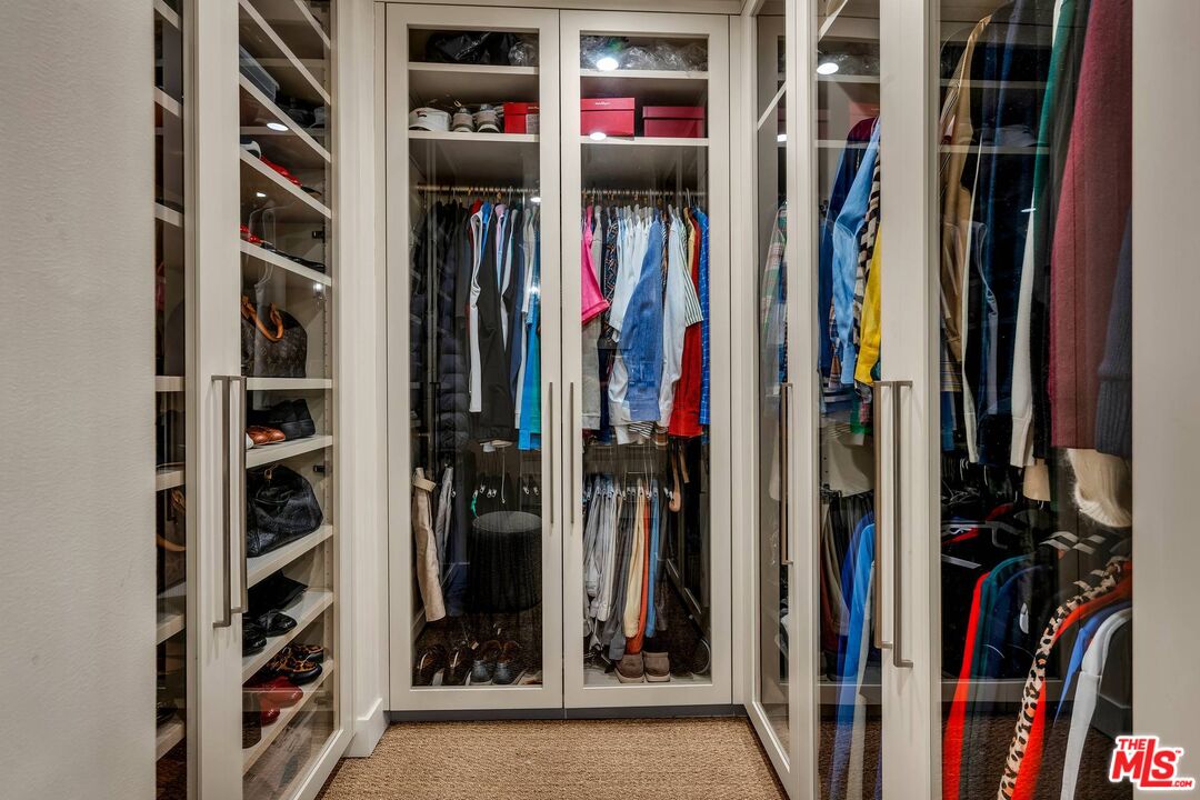 2122 Century Park Ln Unit: 402