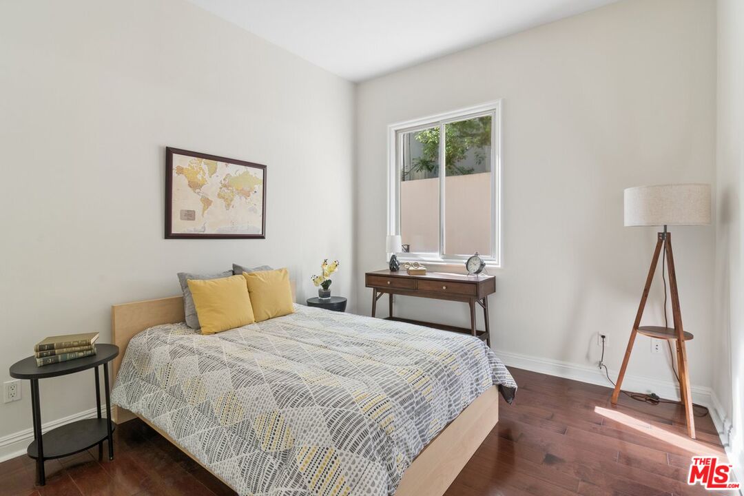 143 N Arnaz Dr Unit: 102