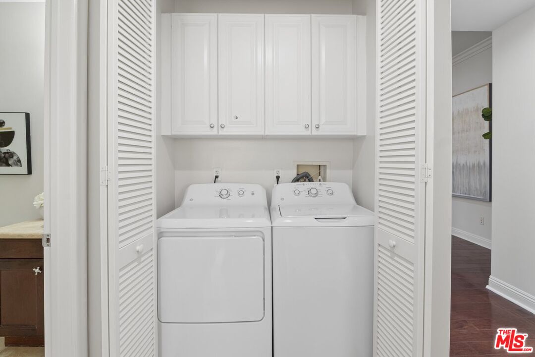 143 N Arnaz Dr Unit: 102
