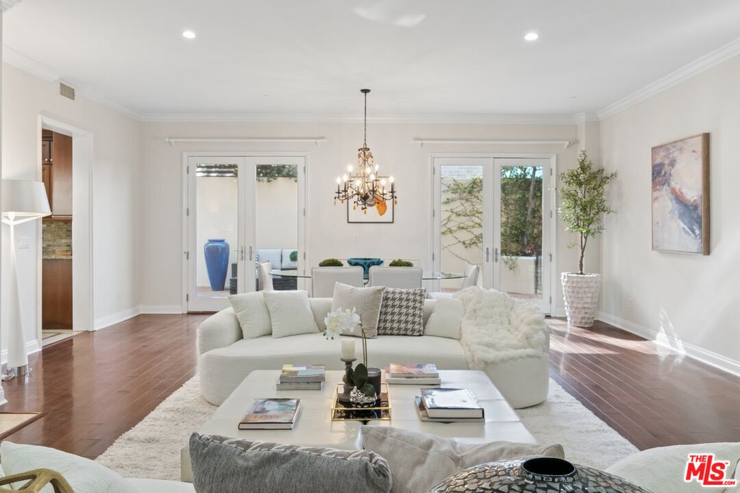 143 N Arnaz Dr Unit: 102
