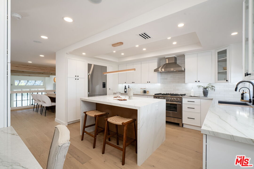 1535 Michael Ln