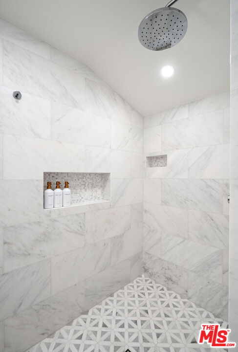 1535 Michael Ln