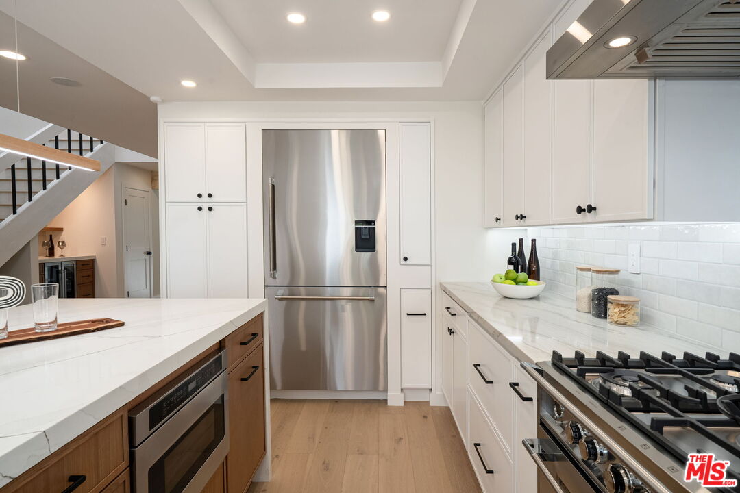 1535 Michael Ln