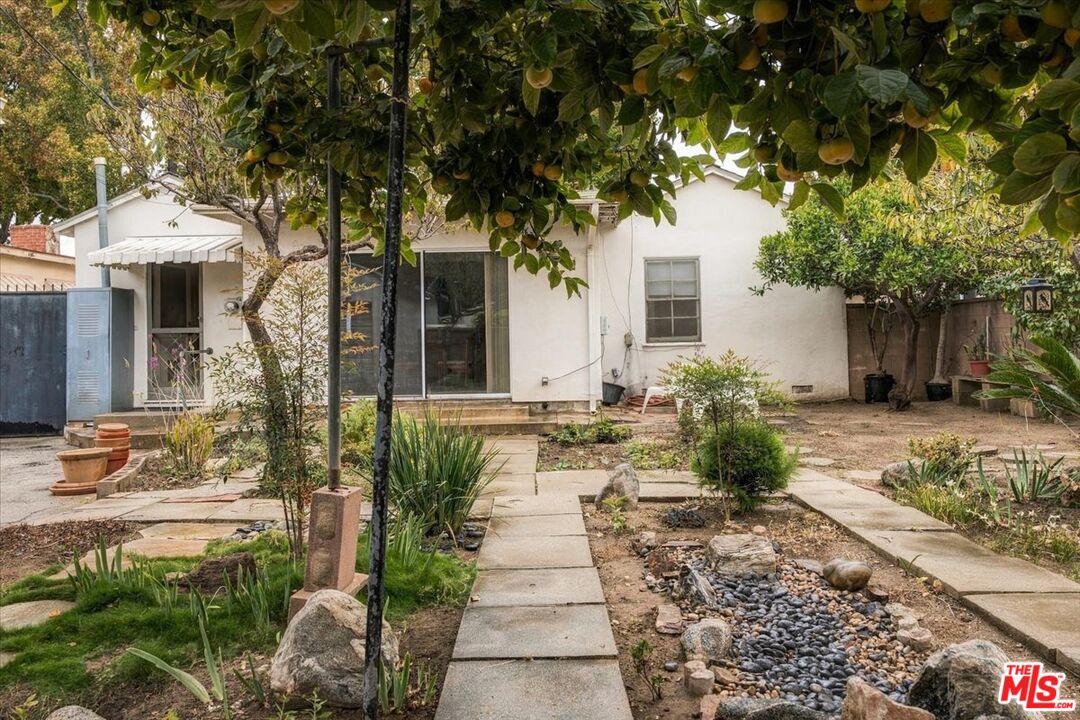2723 Coolidge Ave