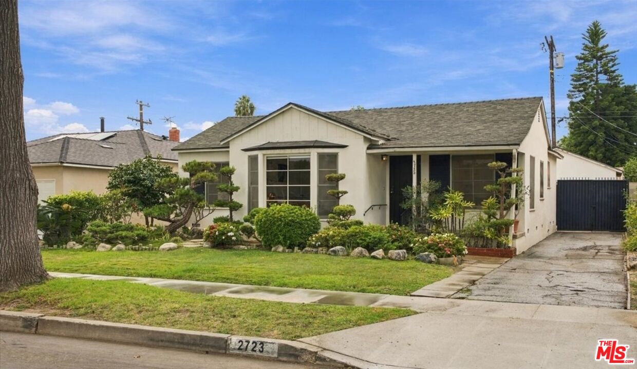 2723 Coolidge Ave