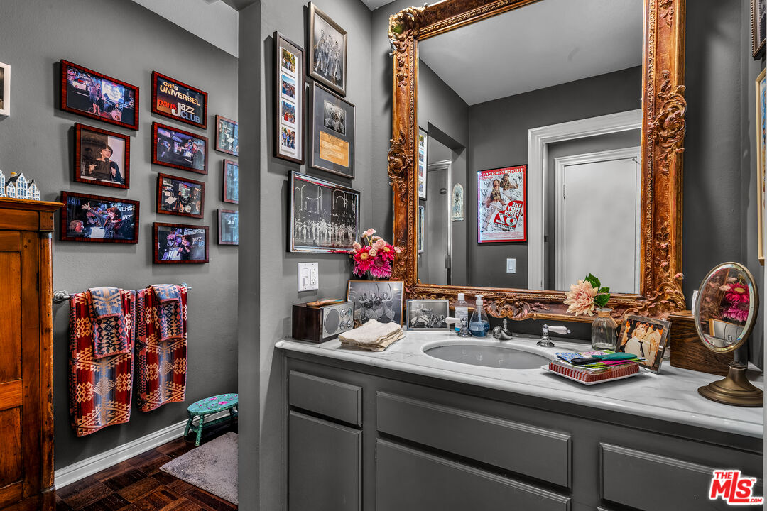 10128 Empyrean Way Unit: 203