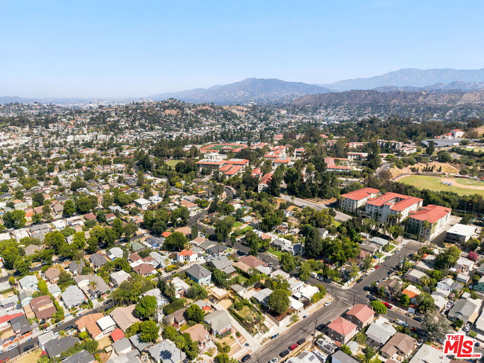 1443 N Avenue 49