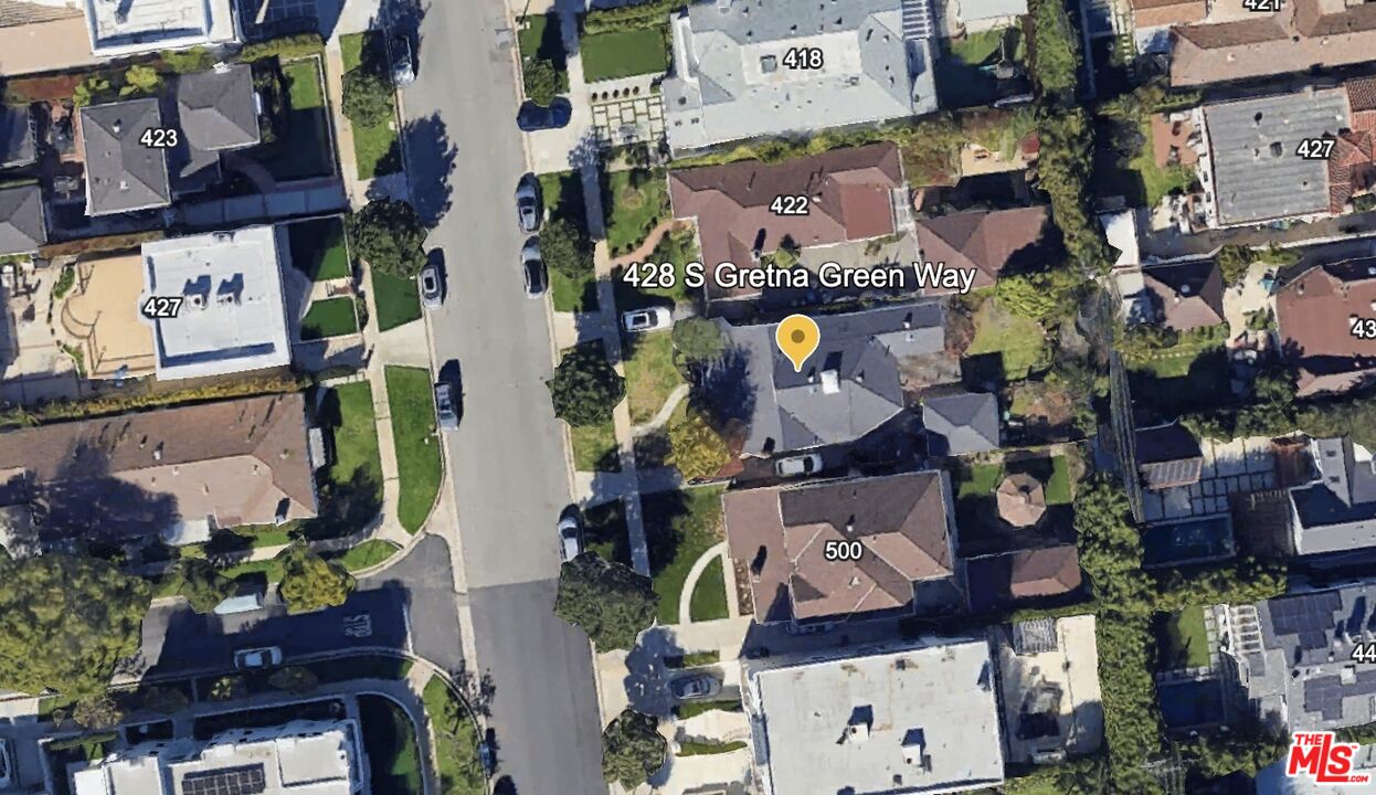 428 S Gretna Green Way