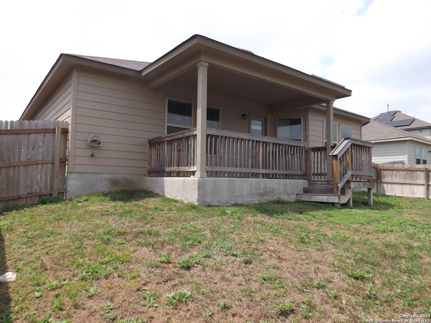 6722 Shiraz Way