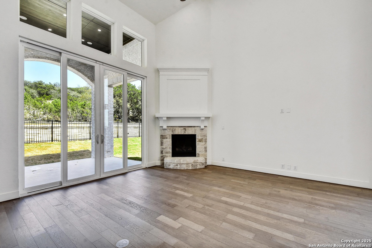 228 Dulce Vista