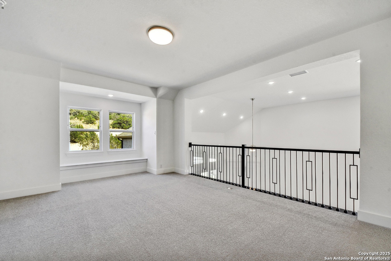 228 Dulce Vista