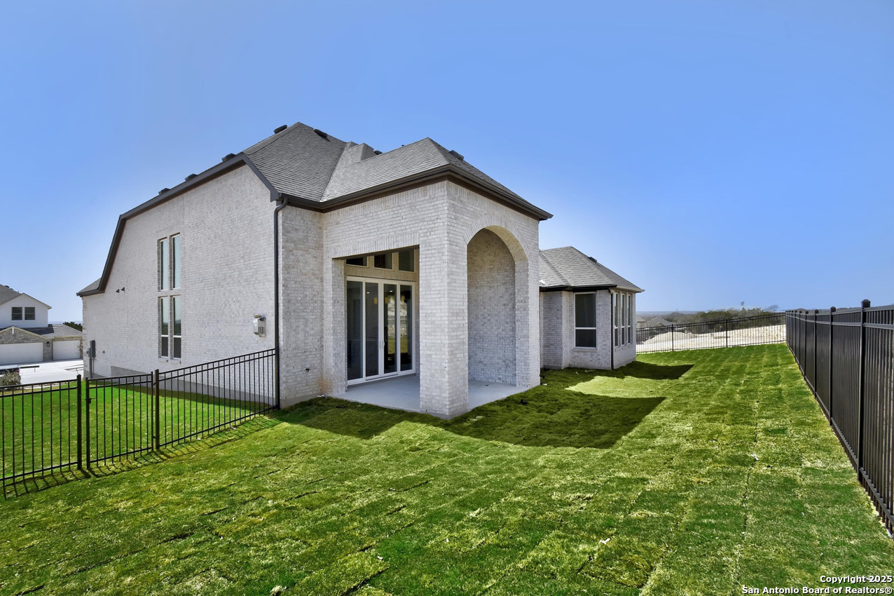 228 Dulce Vista