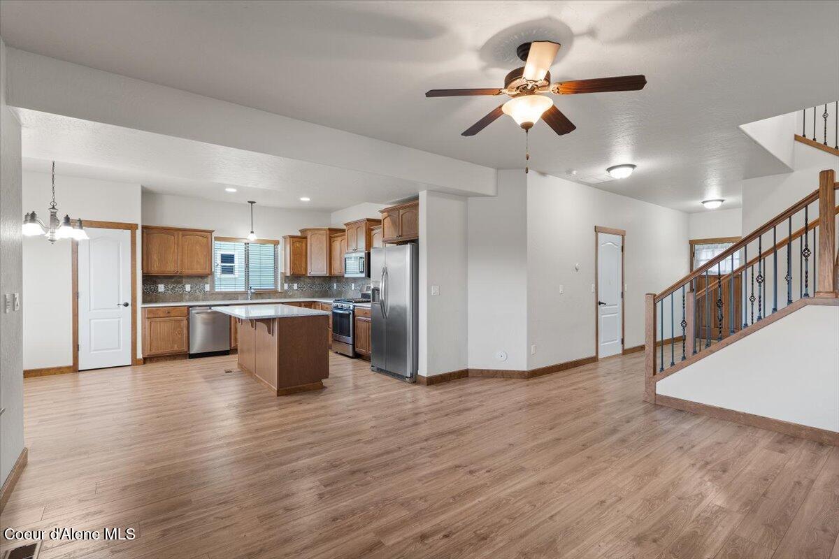 6661 N GAVIN LOOP