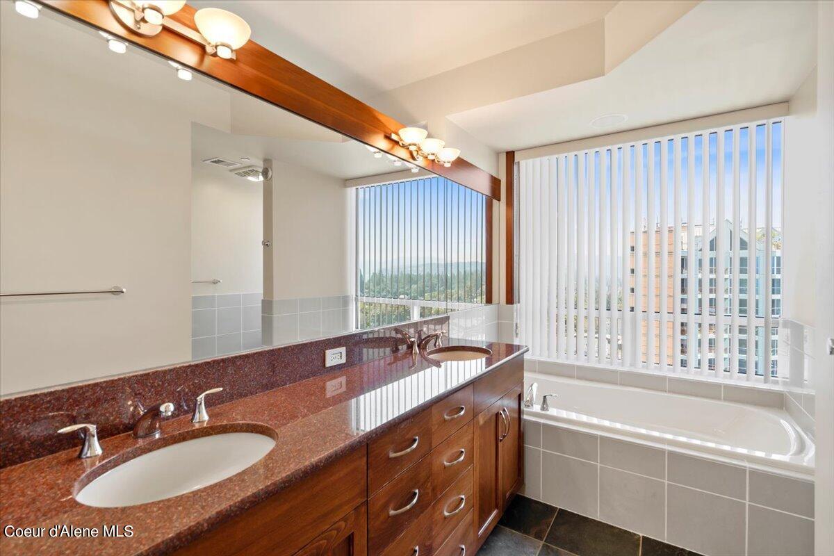 601 E FRONT AVE #1504