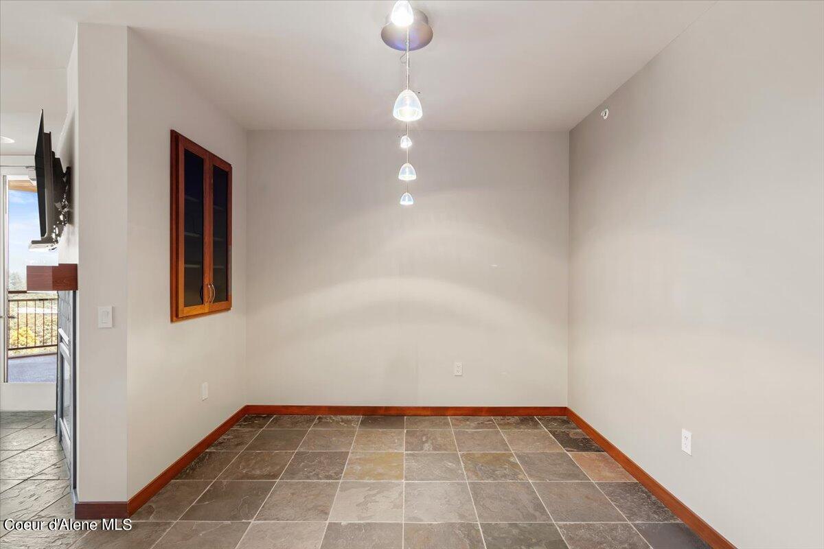 601 E FRONT AVE #1504